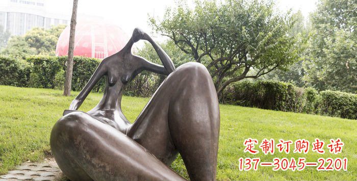 湖南独特而精美的抽象女人铜雕