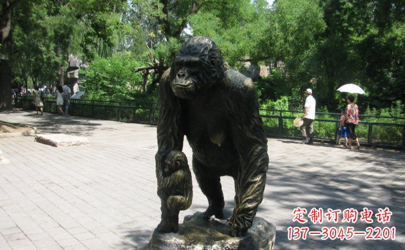 湖南象征力量的猩猩铜雕