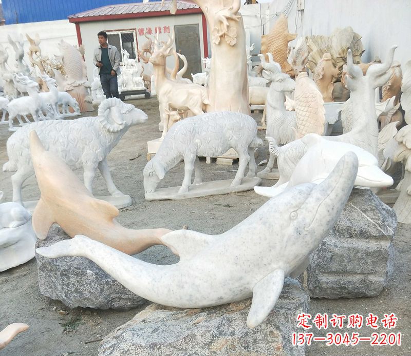 湖南公园动物海豚石雕