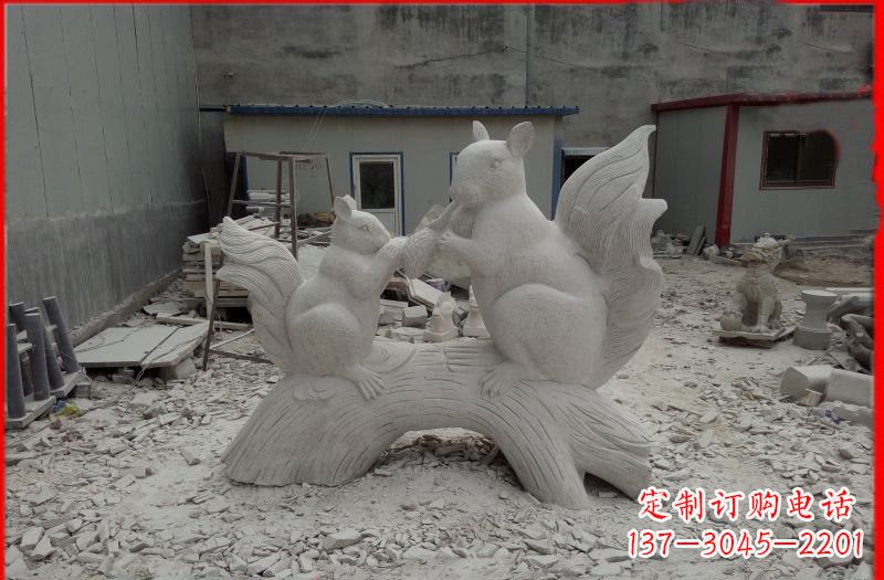 湖南中领雕塑 松鼠之爱 石雕定制
