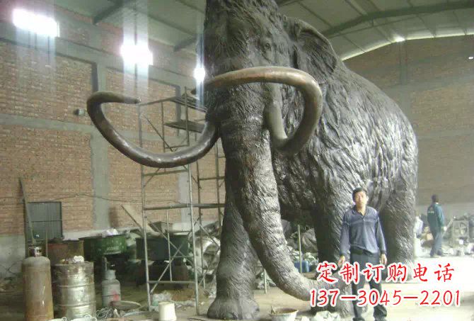湖南铜雕动物雕塑精美大气的长毛象雕塑