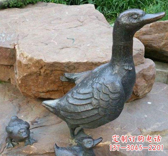 湖南动物雕塑——精致铜质鸭子雕塑