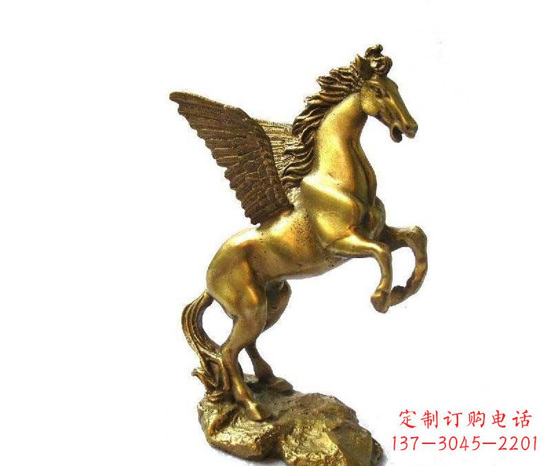 湖南公园飞马动物铜雕