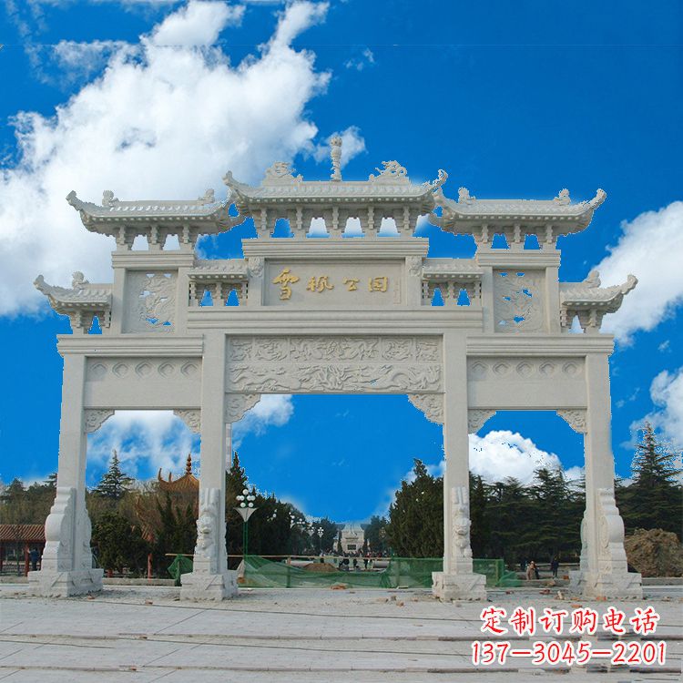 湖南传承历史的精美汉白玉三门牌楼雕塑
