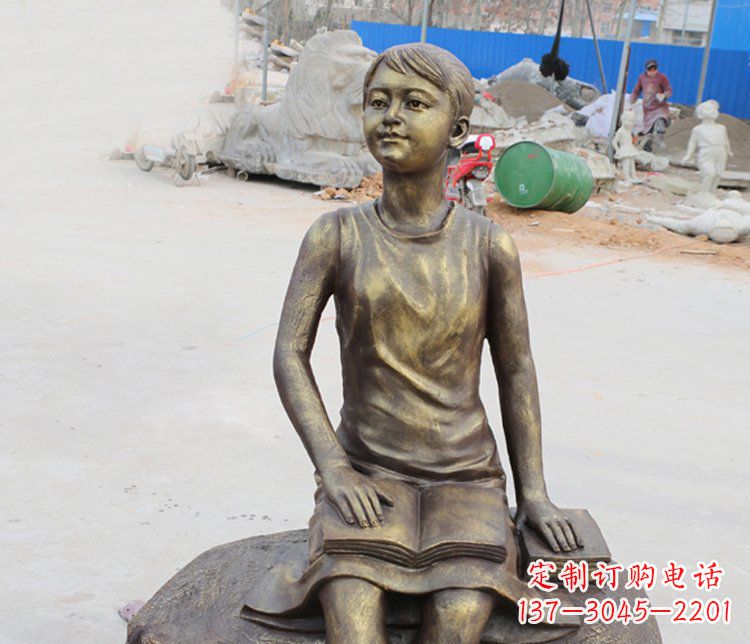 湖南铜雕景观摆件——“女孩看书”