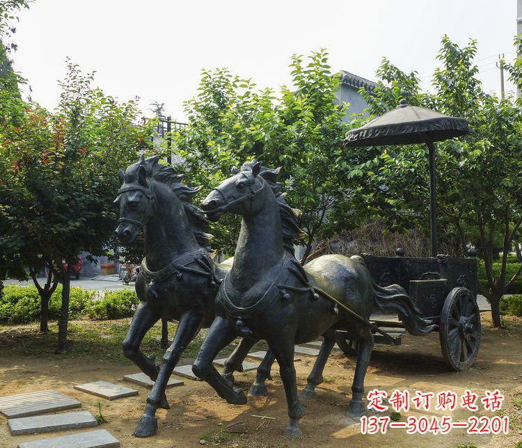 湖南公园景观古代马车铜雕