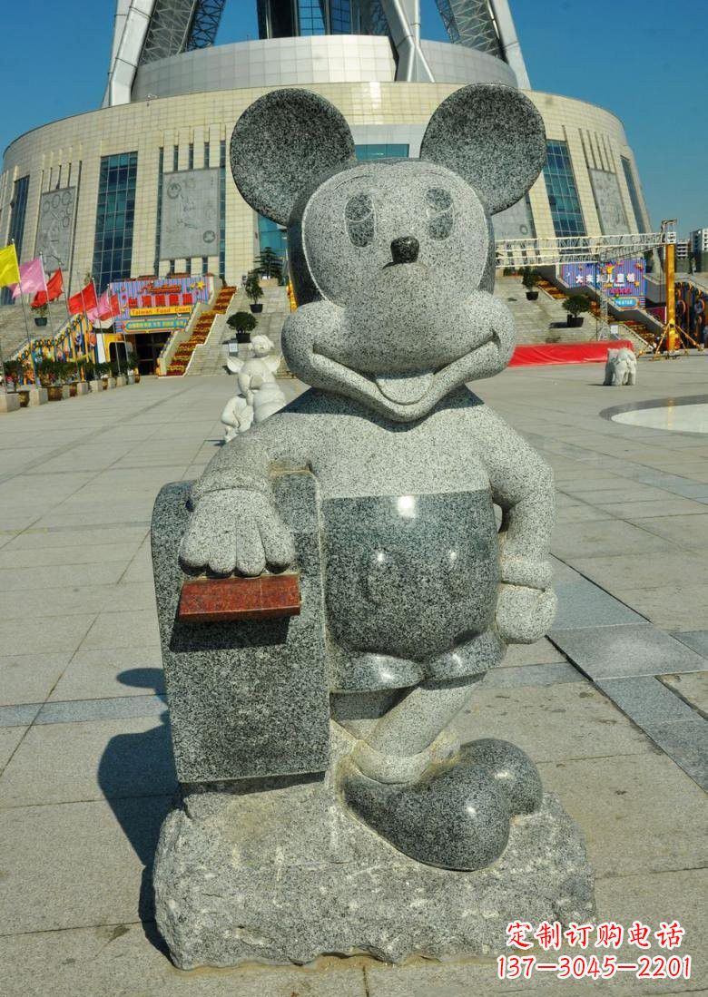 湖南令人惊叹的米老鼠塑像