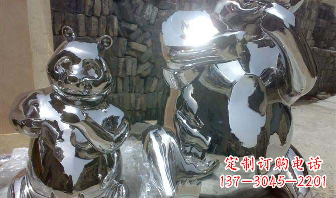 湖南真实不锈钢熊猫大型雕塑