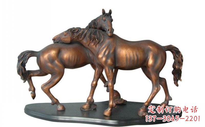 湖南公园两匹马动物铜雕