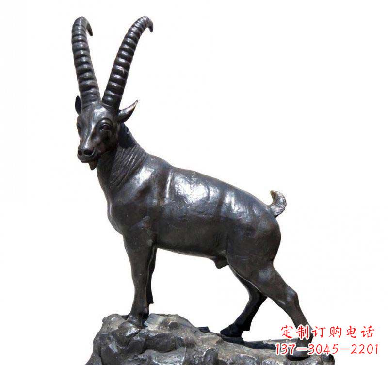 湖南公园羚羊动物铜雕