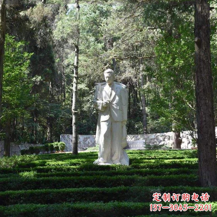 湖南聂耳汉白玉石雕塑,追随伟大作曲家的足迹