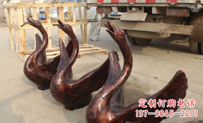 湖南公园喷水天鹅动物铜雕