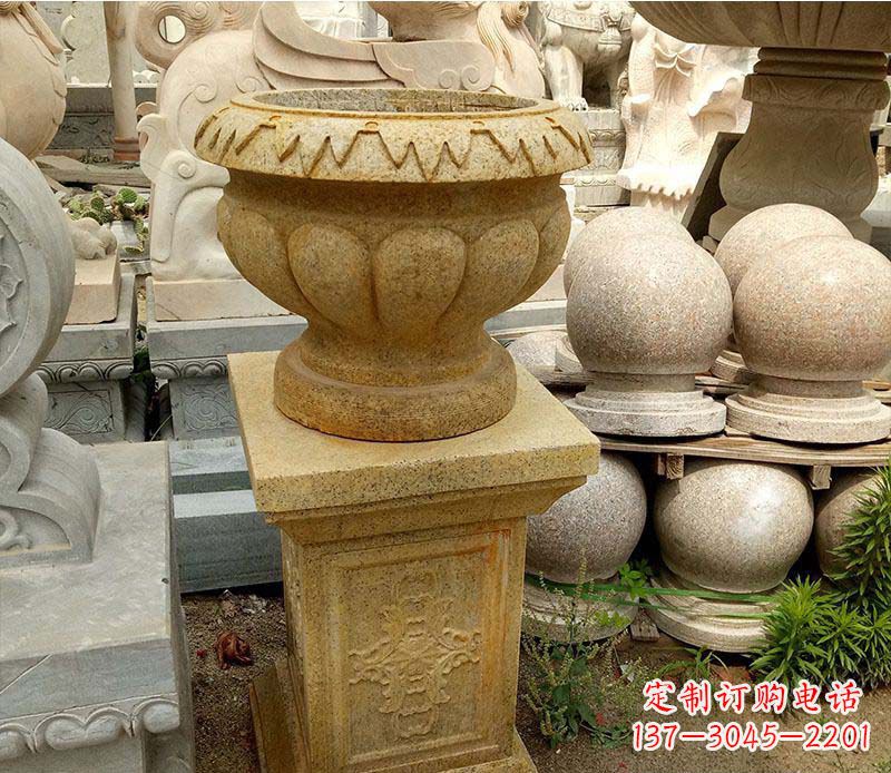 湖南砂岩花盆景观石雕--美观多彩的室外装饰