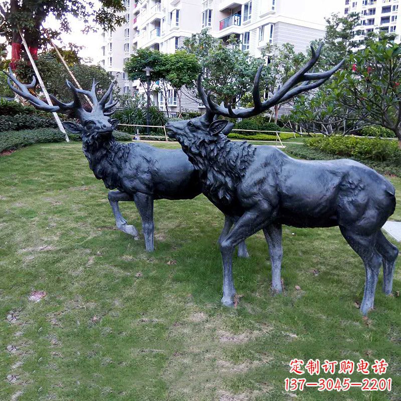 湖南公园铜雕公鹿草坪动物雕塑