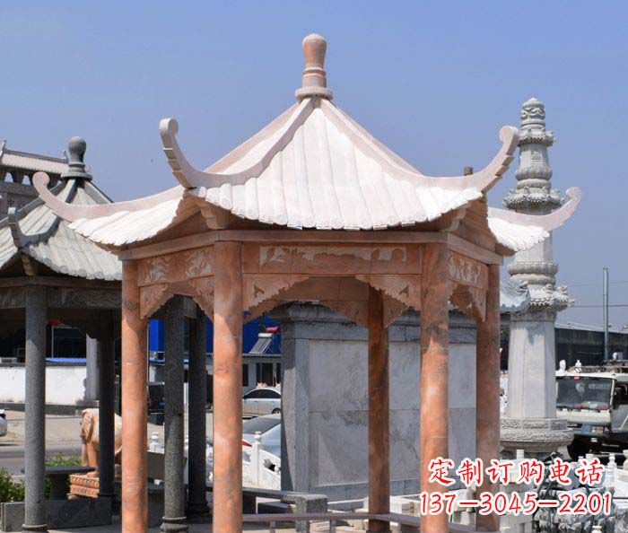 湖南公园晚霞红石雕凉亭