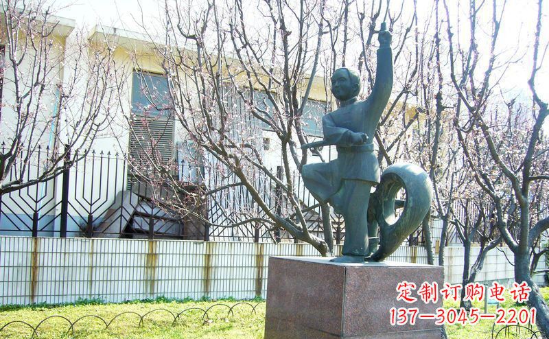 湖南精致细腻的老人铜雕