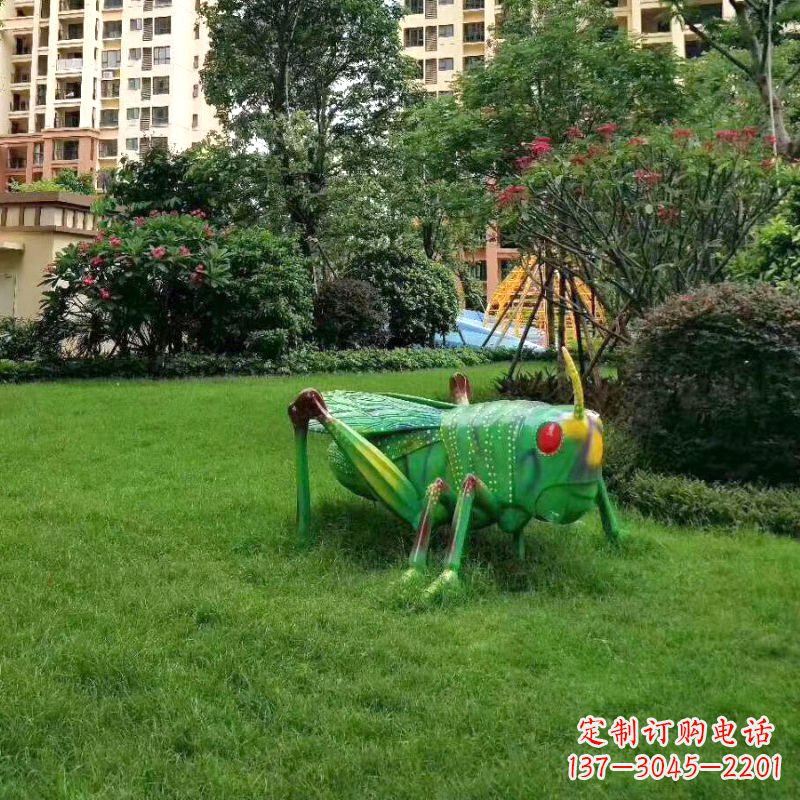 湖南公园园林草坪动物蝗虫雕塑摆件