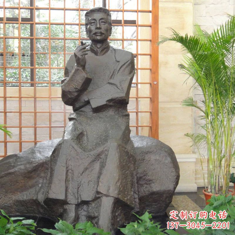 湖南中领雕塑|传承历史文化的鲁迅铜雕像