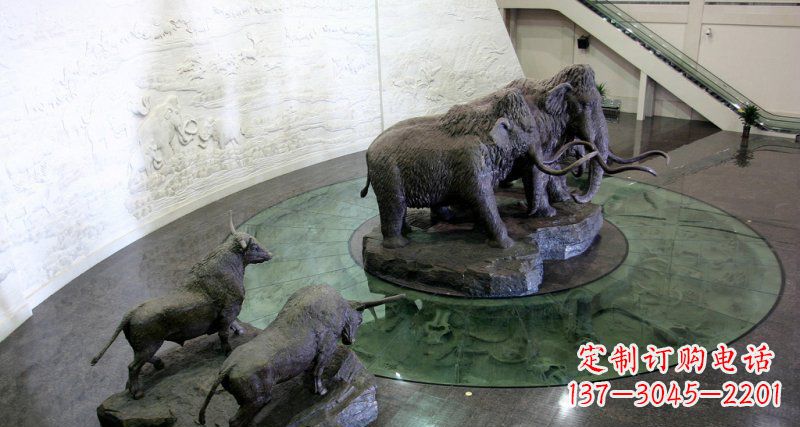 湖南领雕塑公园长毛象动物铜雕