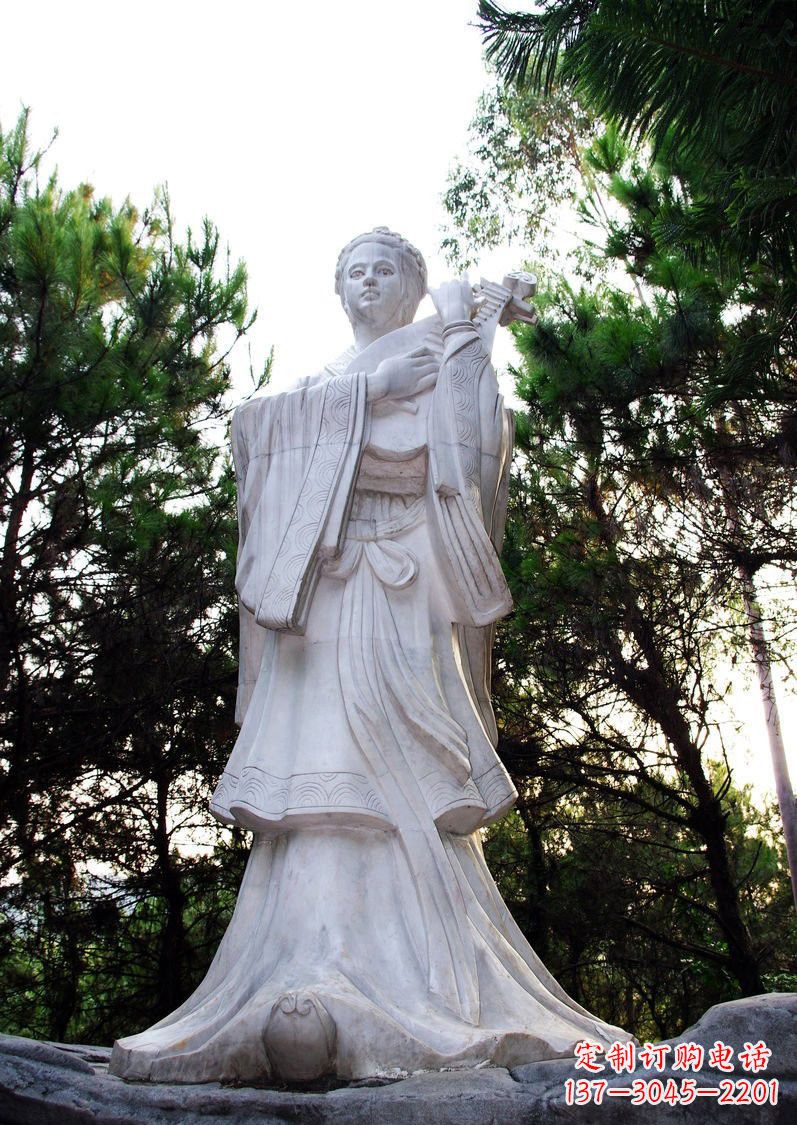 湖南古代名人王昭君石雕
