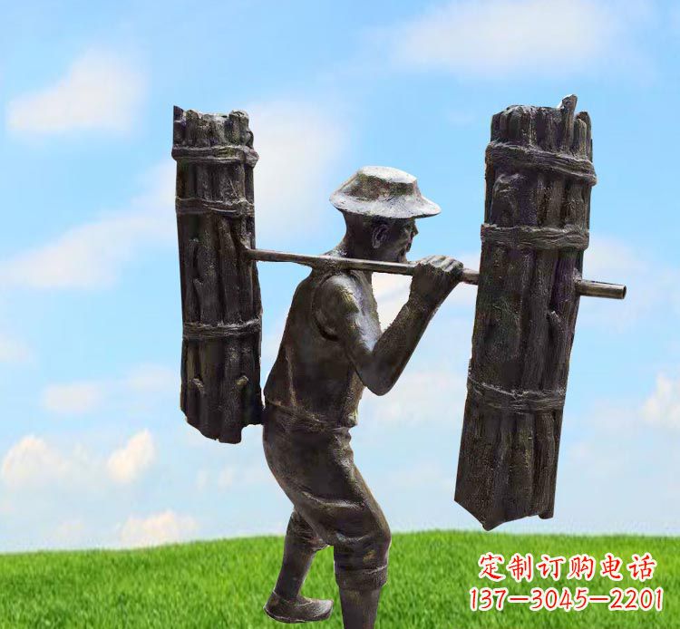 湖南精美老人铜雕,传承古代挑柴精神