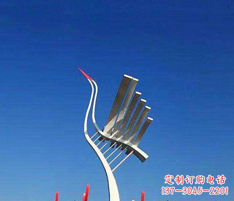 湖南广场不锈钢抽象丹顶鹤景观雕塑