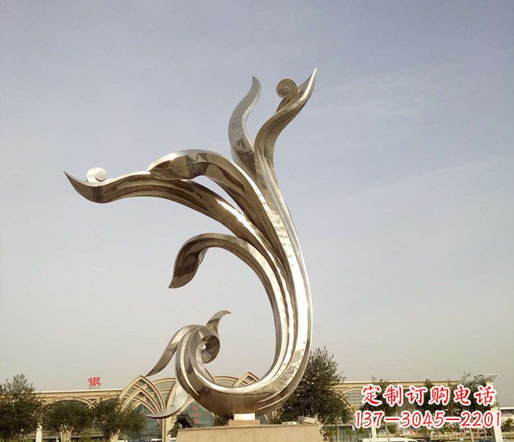 湖南中国传统图案雕刻定制——高端不锈钢抽象金凤凰雕塑