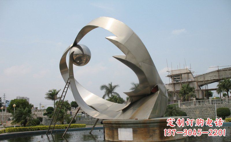 湖南广场不锈钢抽象喷泉雕塑
