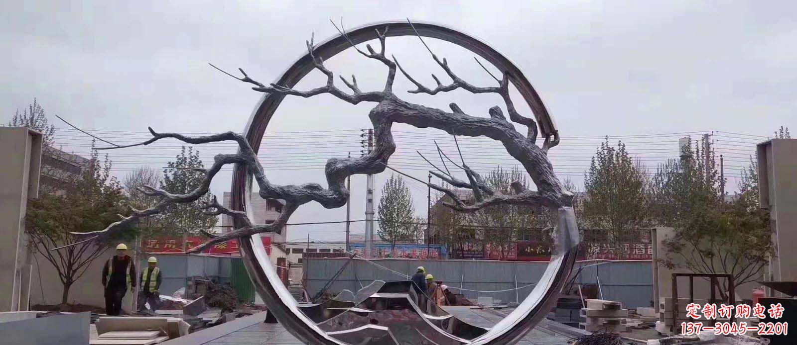 湖南广场不锈钢抽象树枝雕塑