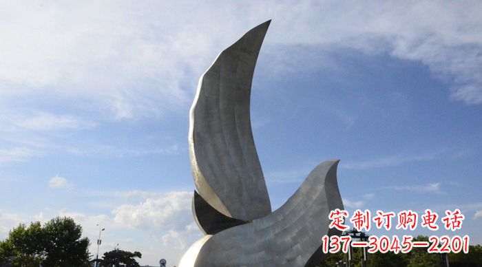 湖南领雕塑带来的和平鸽雕塑