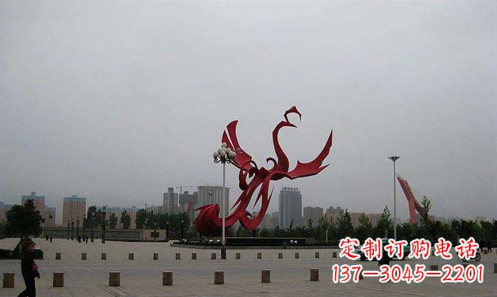 湖南广场不锈钢凤凰展翅雕塑