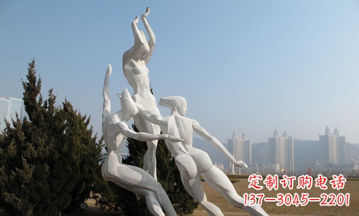 湖南中领雕塑:优雅动人的不锈钢滑冰女孩雕塑