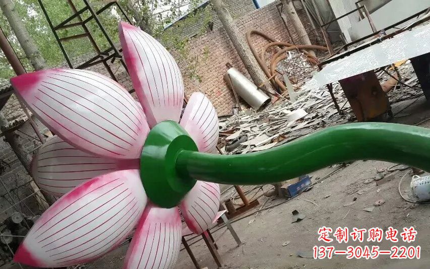 湖南广场不锈钢莲花雕塑 (2)