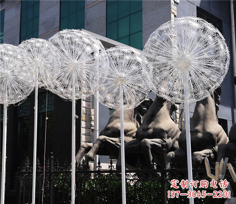 湖南中领雕塑致力打造高档不锈钢蒲公英雕塑