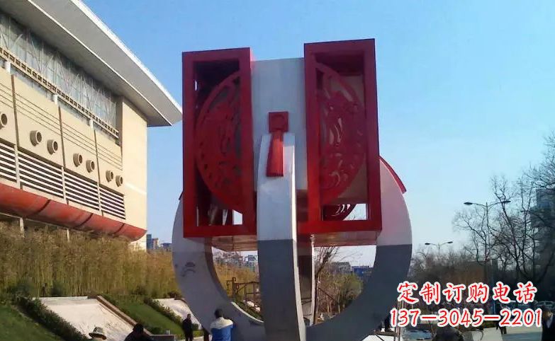 湖南中领雕塑:不锈钢圆环雕塑