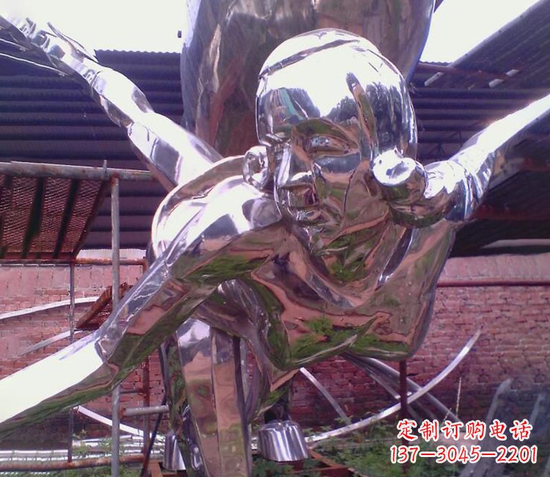 湖南广场不锈钢运动员雕塑