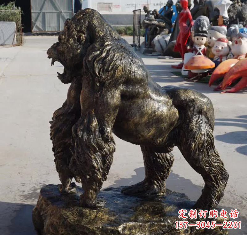 湖南高贵大气的猩猩铜雕