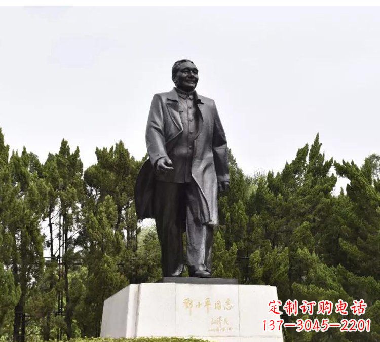湖南尊贵经典,中国历史巨人邓小平铜雕