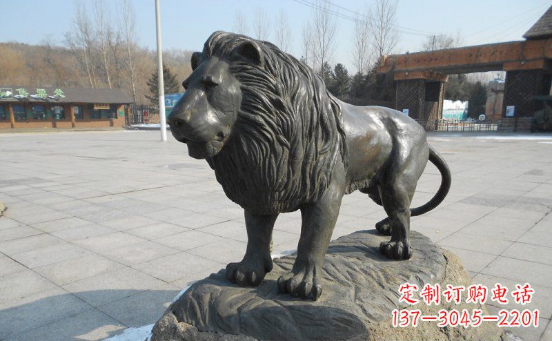 湖南中领雕塑推出一款精美的华丽非洲狮铜雕,将…