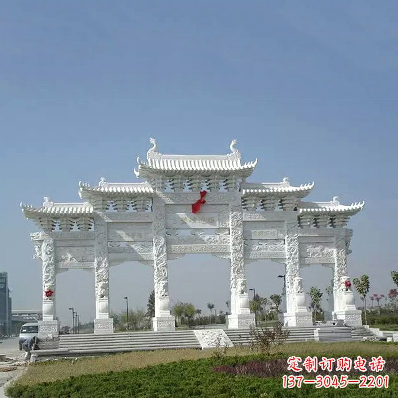 湖南精美石牌坊雕塑,美化您的空间