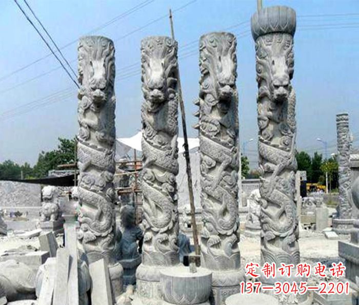 湖南浩大神秘的龙柱石雕