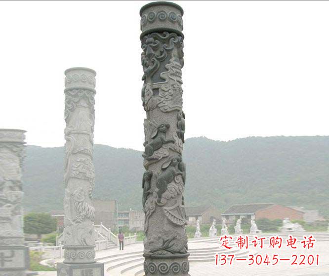 湖南广场景观仿古12生肖石柱