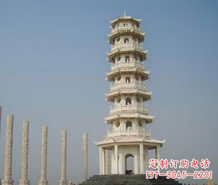 湖南多层宝塔石雕:极致精美的雕塑艺术