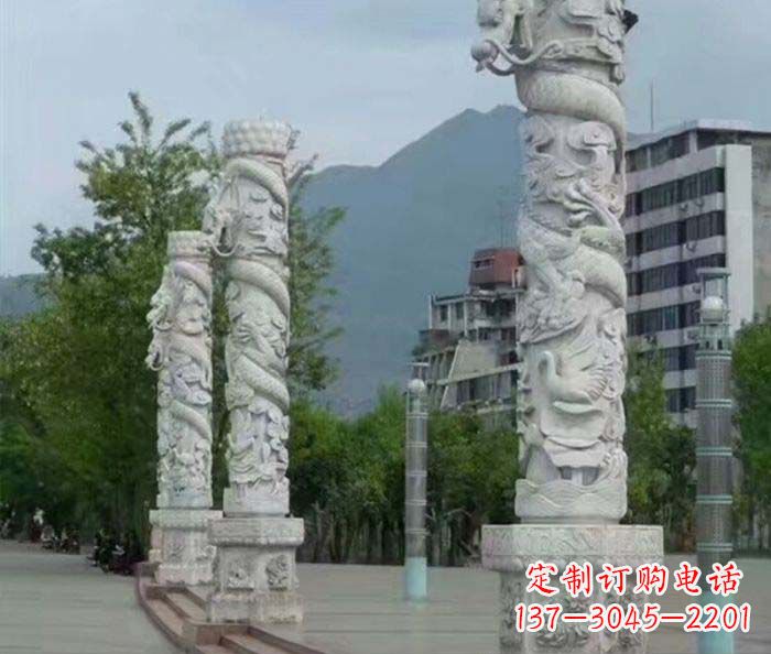 湖南定制精美的盘龙柱石雕