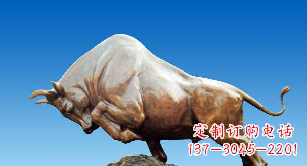 湖南中领雕塑定制特色拓荒牛雕塑