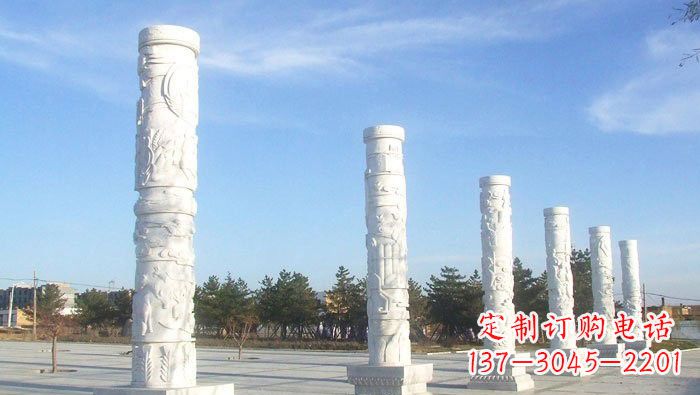 湖南中国传统石雕:广场龙柱雕