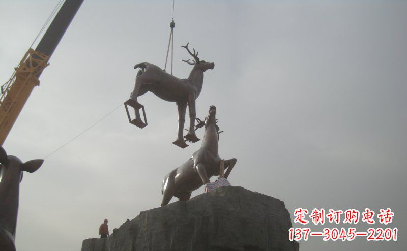 湖南梅花鹿动物铜雕,极致精细,表达优雅