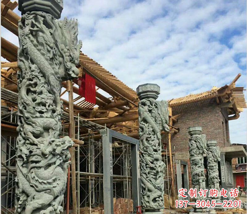 湖南高雅大气的龙柱石雕