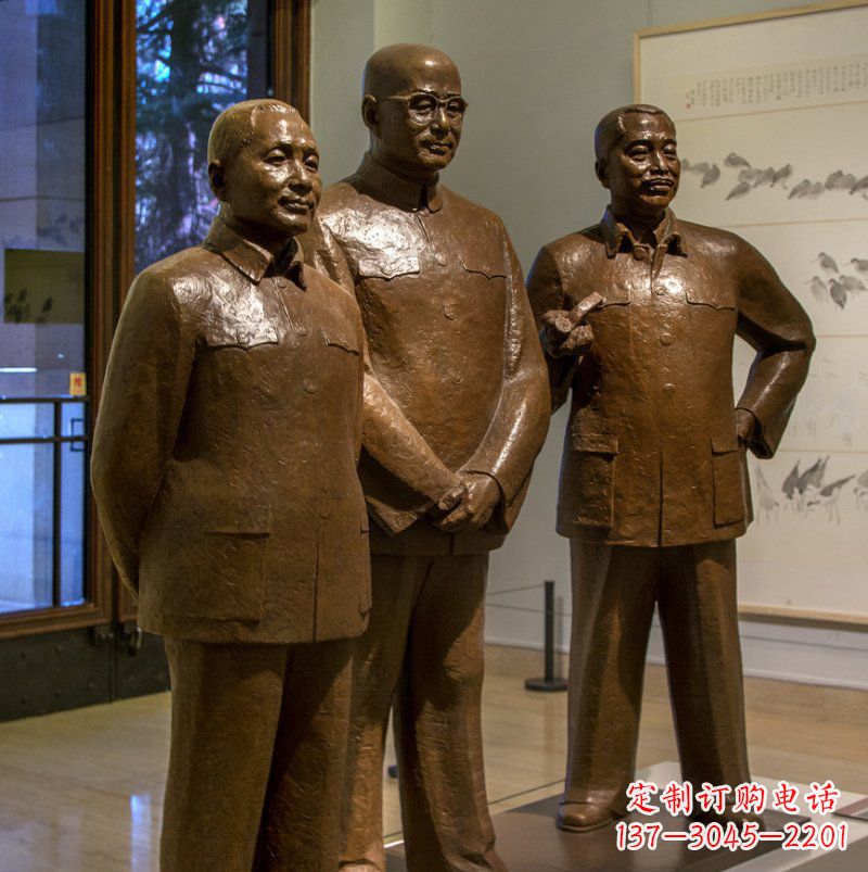 湖南广场三个伟人人物铜雕