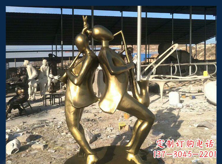 湖南中领雕塑：优雅萨克斯铜雕贴金吹管人物雕塑